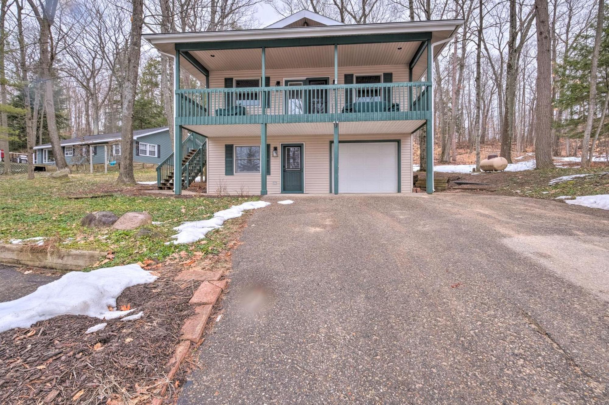 Walloon Lake Vacation Rental Walk To Water! Boyne City Zewnętrze zdjęcie