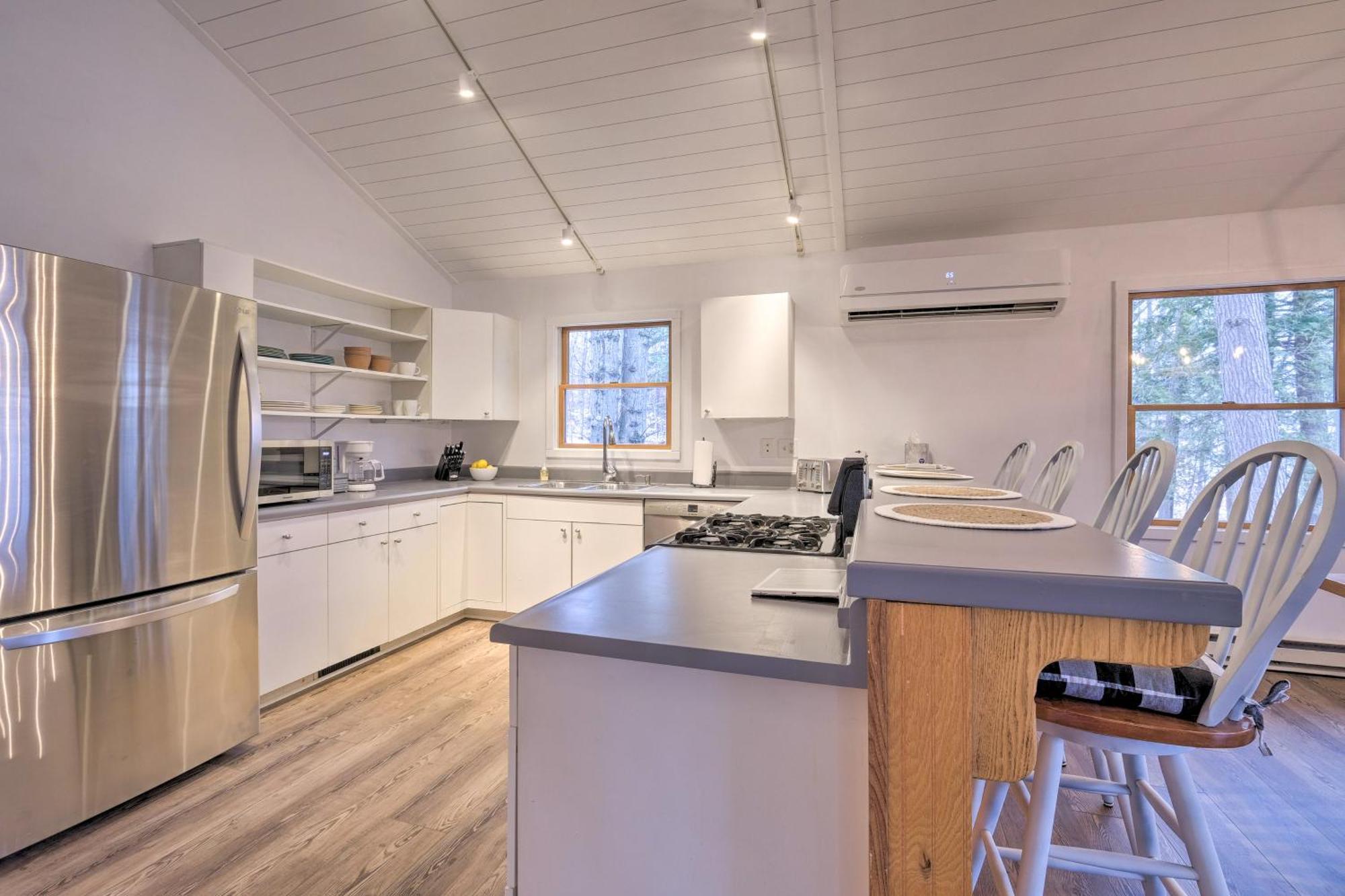 Walloon Lake Vacation Rental Walk To Water! Boyne City Zewnętrze zdjęcie