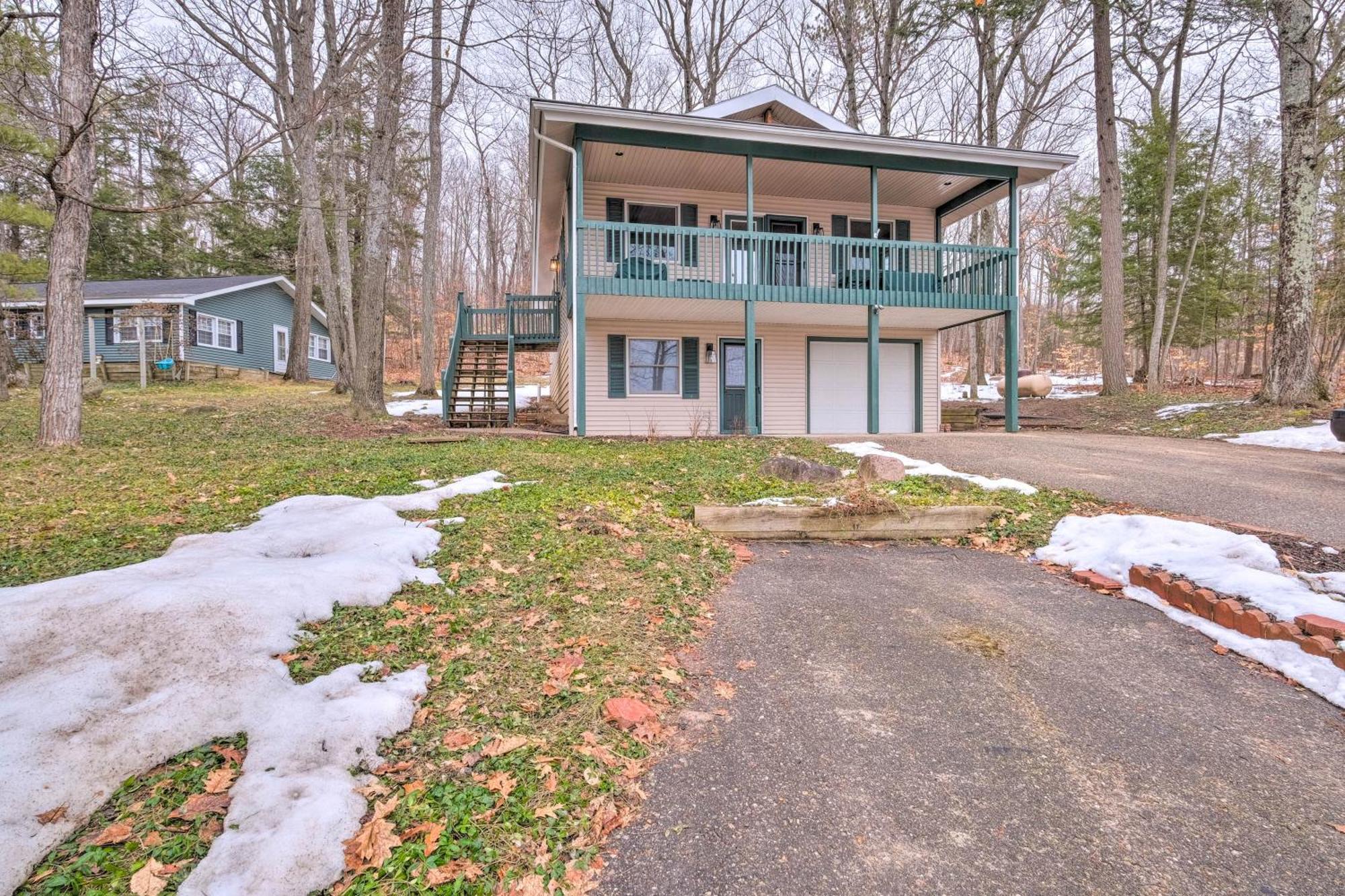Walloon Lake Vacation Rental Walk To Water! Boyne City Zewnętrze zdjęcie